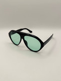 عینک خلبانی اسپرت GUCCI بدنه کائوچو یووی ۴۰۰ عدسی پلی کربنات . کد۳۶۰۷